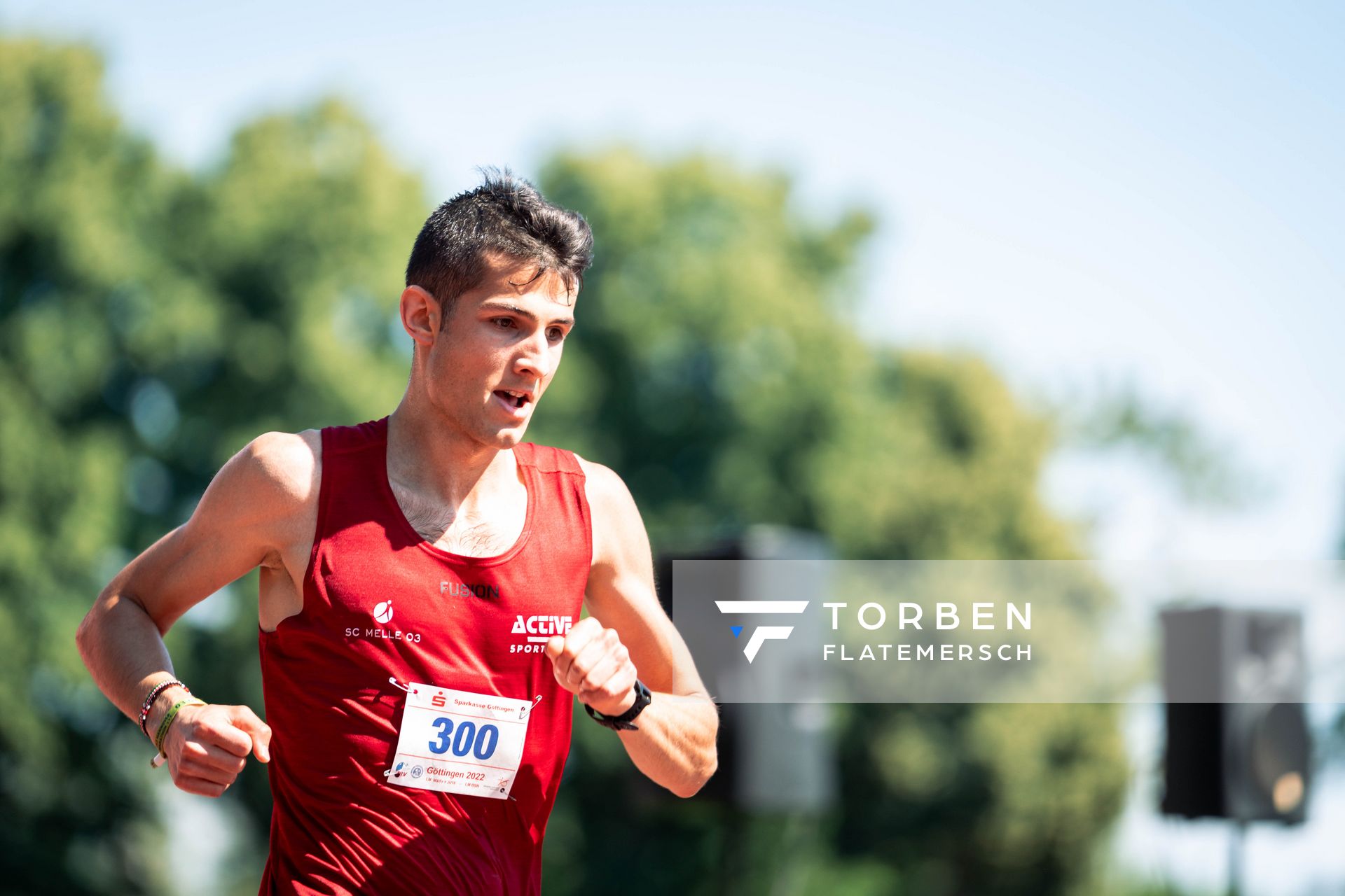 Soeren Sprehe (SC Melle 03) ueber 5000m am 03.07.2022 waehrend den NLV+BLV Leichtathletik-Landesmeisterschaften im Jahnstadion in Goettingen (Tag 1)